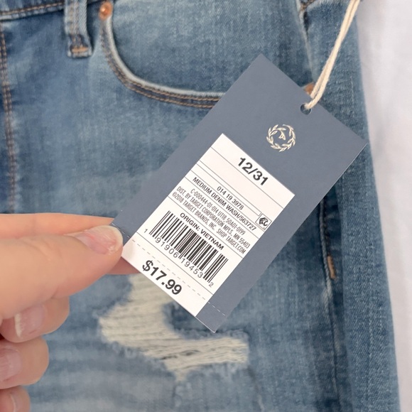 Universal Threads Blue Distressed Jeans‎ - Picture 3 of 6